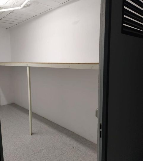 Storage room for rent in Castillo de Almorchón, 34, Avenida Elvas, Badajoz Capital - image 2 Photo 2 of Storage room for rent in Castillo de Almorchón, 34, Avenida Elvas, Badajoz Capital