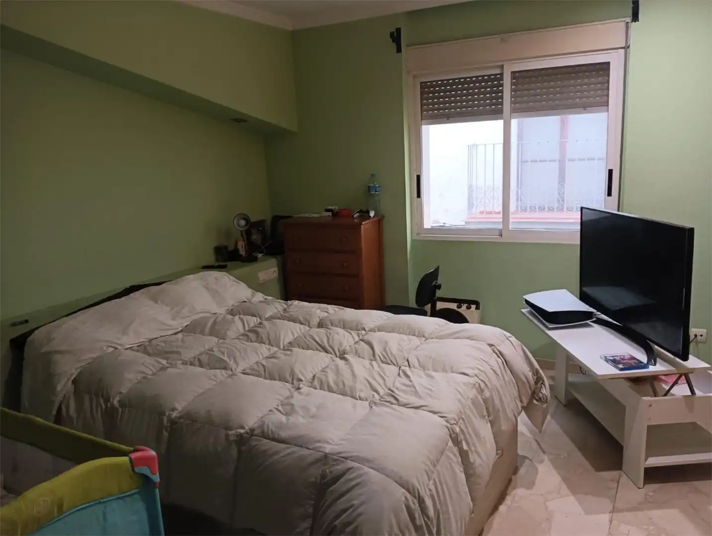 Casa adosada en venta en Carrer Sant Vicent, 18, El Real de Gandia Habitación de Casa adosada en venta en El Real de Gandia con Terraza