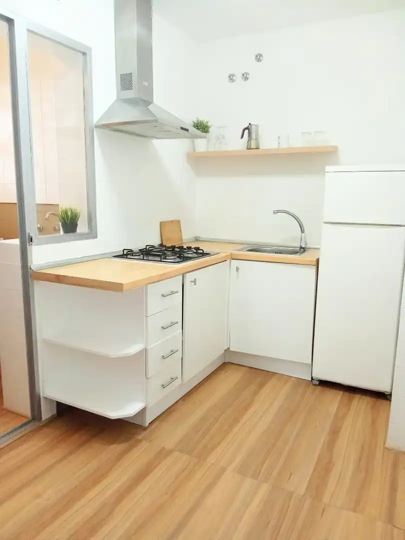 Piso en venta en Calle Sierra Almijara, Playa del Rincón Cocina de Piso en venta en Rincón de la Victoria con Terraza, Piscina y Amueblado