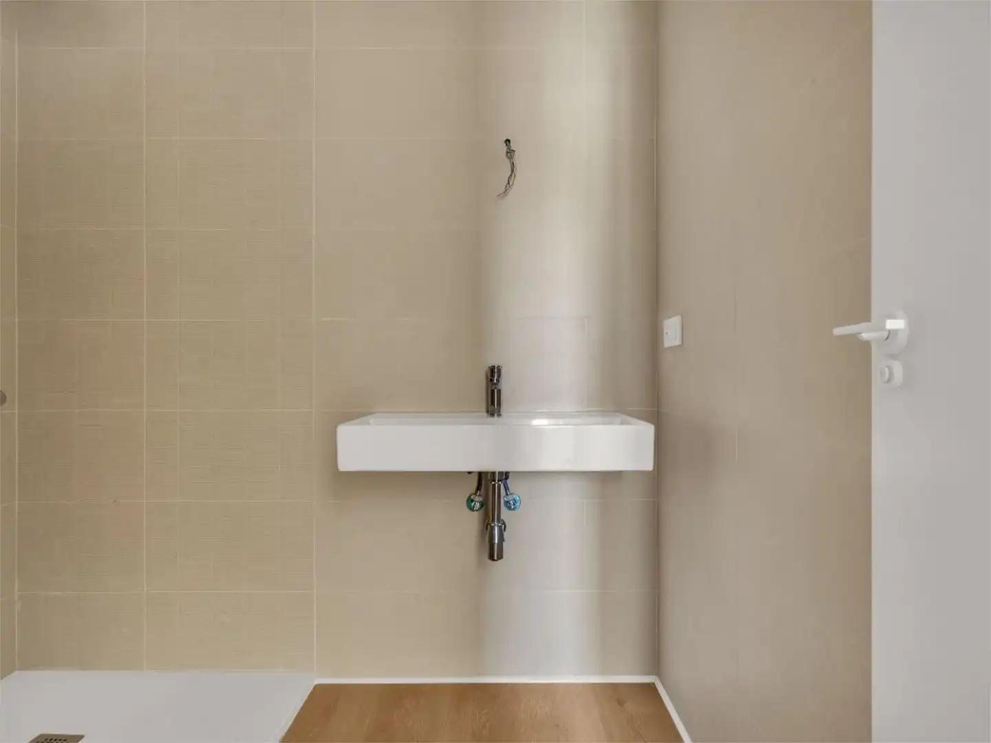 Flat for sale in Calle Menorca, 7, Los Guindos - Parque Mediterráneo - Santa Paula Bathroom of Flat for sale in Málaga with Air Conditioner, Heating and Parquet flooring