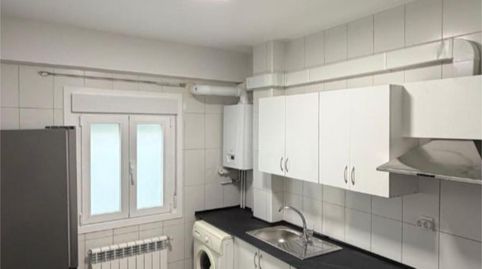 Foto 3 de Habitación en Calle Doctor Fleming, 45, Centro, Ourense Capital