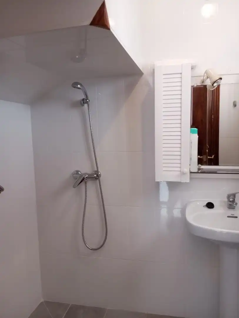 Badezimmer von Einfamilien-Reihenhaus zum Verkauf in Algodonales mit Terrasse und Balkon