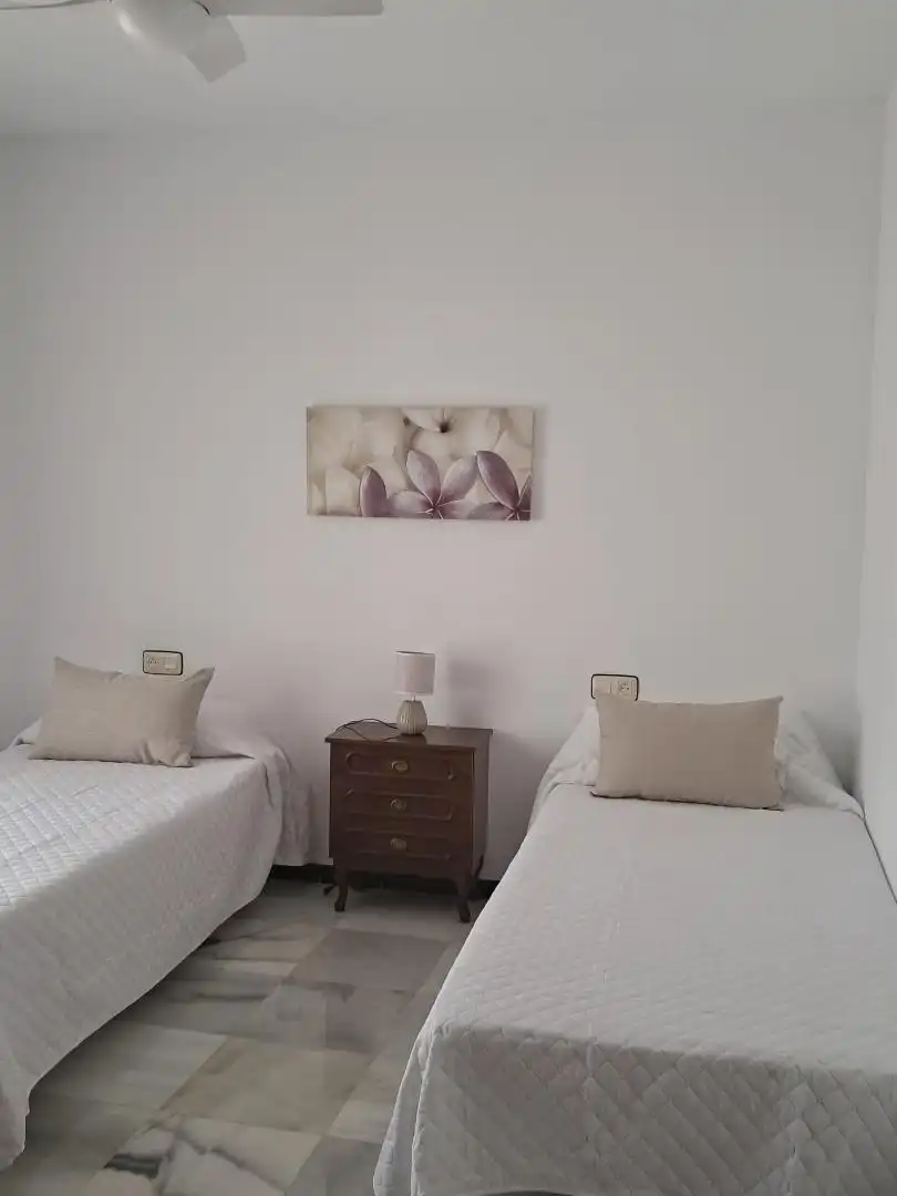 Schlafzimmer von Einfamilien-Reihenhaus zum Verkauf in Algodonales mit Terrasse und Balkon