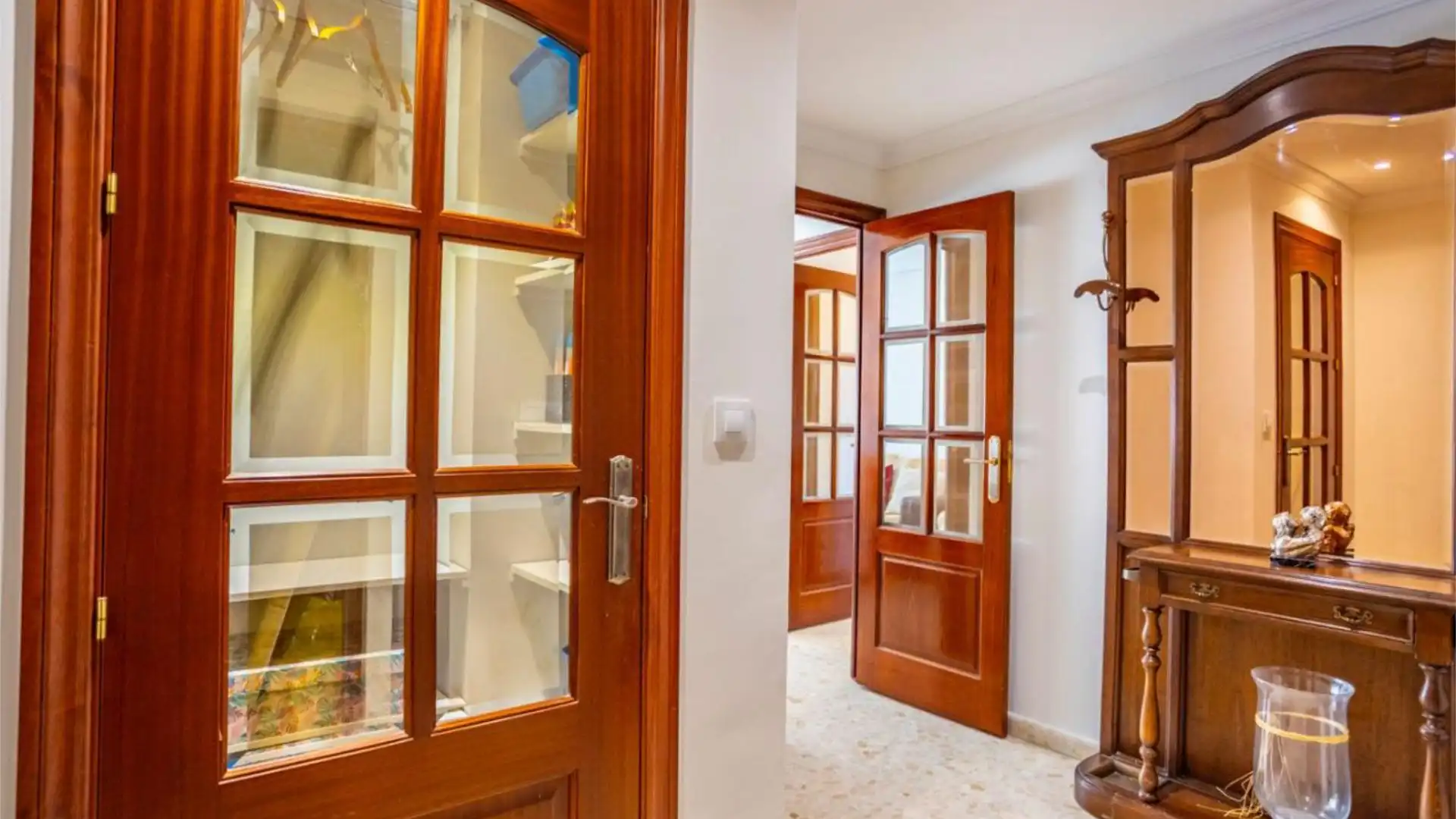 Piso de alquiler en  Sevilla Capital con Aire acondicionado y Calefacción