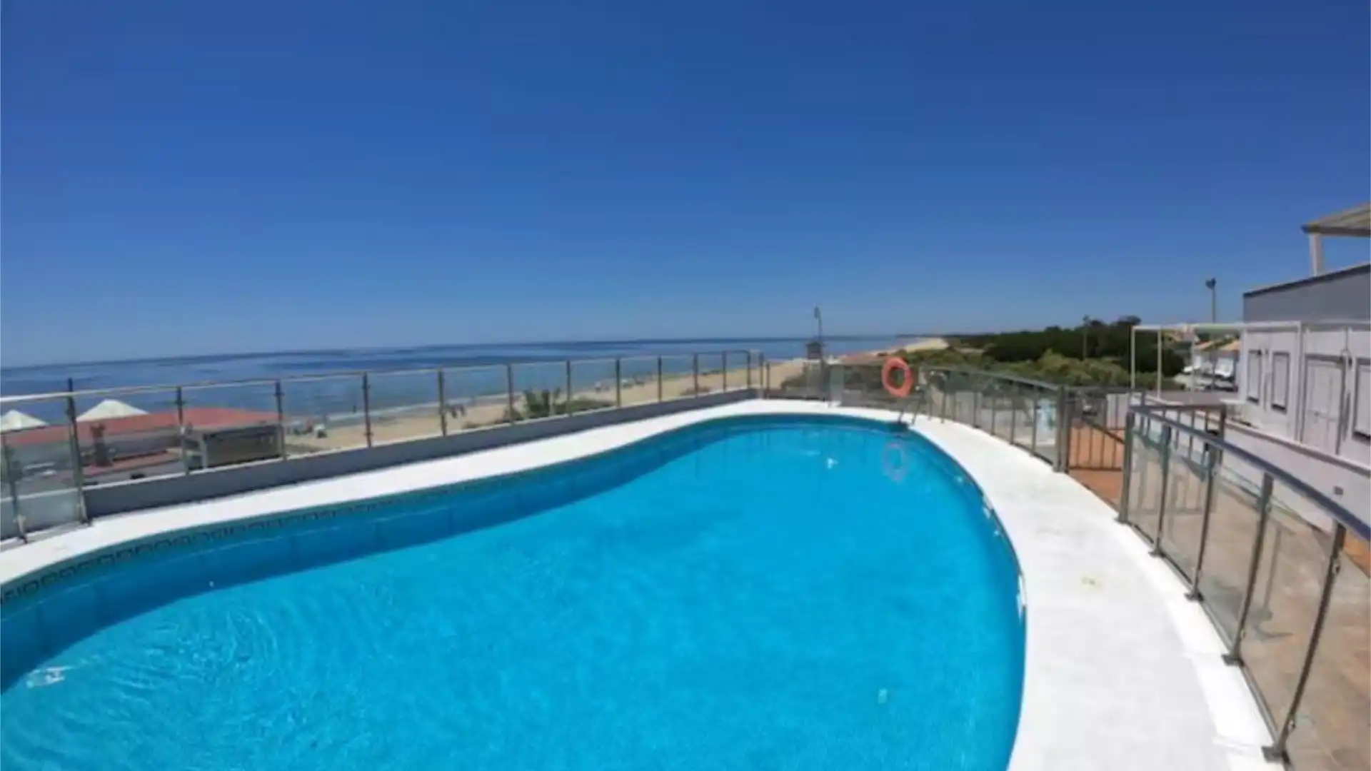 Flat for rent in Calle Ballena, 3, Urbasur Swimming pool of Flat for rent in Islantilla with Air Conditioner, Heating and Terrace