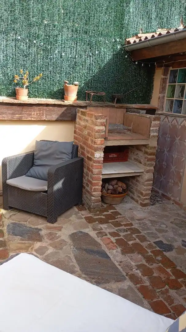 Country house zum Verkauf in Aldea Tablao, 14, Zona Rural Terrasse von Country house zum Verkauf in Mieres (Asturias) mit Terrasse und Balkon