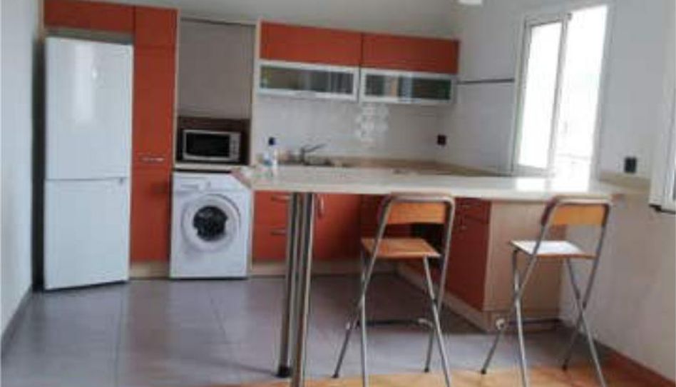 Piso de alquiler en Guanarteme, Las Palmas de Gran Canaria - imagen 1 Foto 1 de Piso de alquiler en Guanarteme, Las Palmas de Gran Canaria