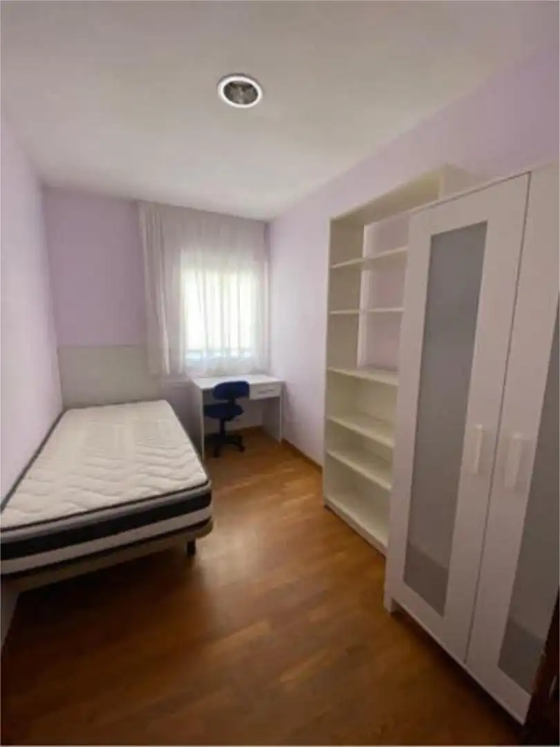 Piso de alquiler en San Antón Habitación de Piso de alquiler en Murcia con Calefacción, Terraza y Amueblado