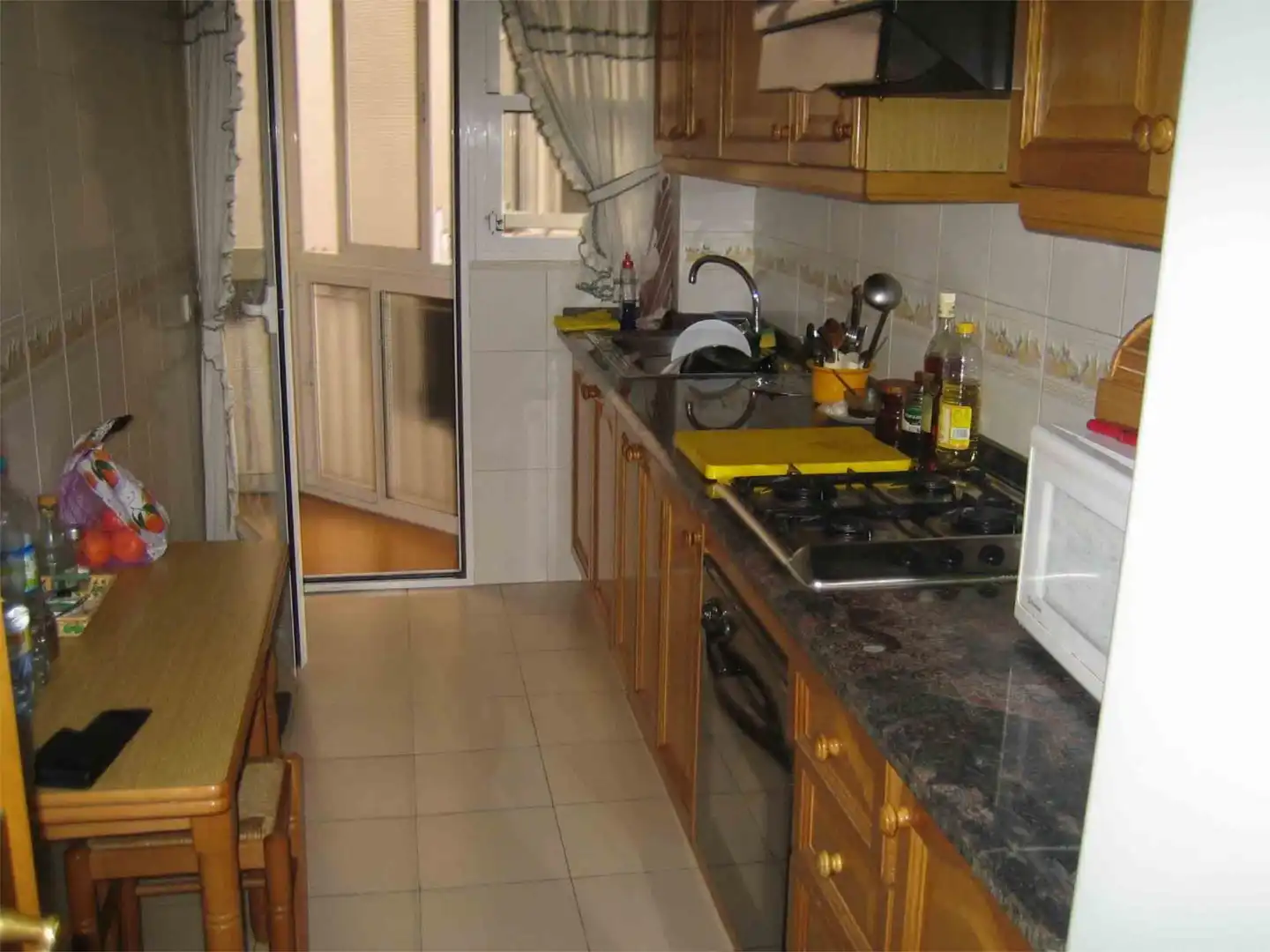 Room in Carrer Calderón de la Barca, 25, Mercado Kitchen of Flat for share in Alicante / Alacant with Furnished