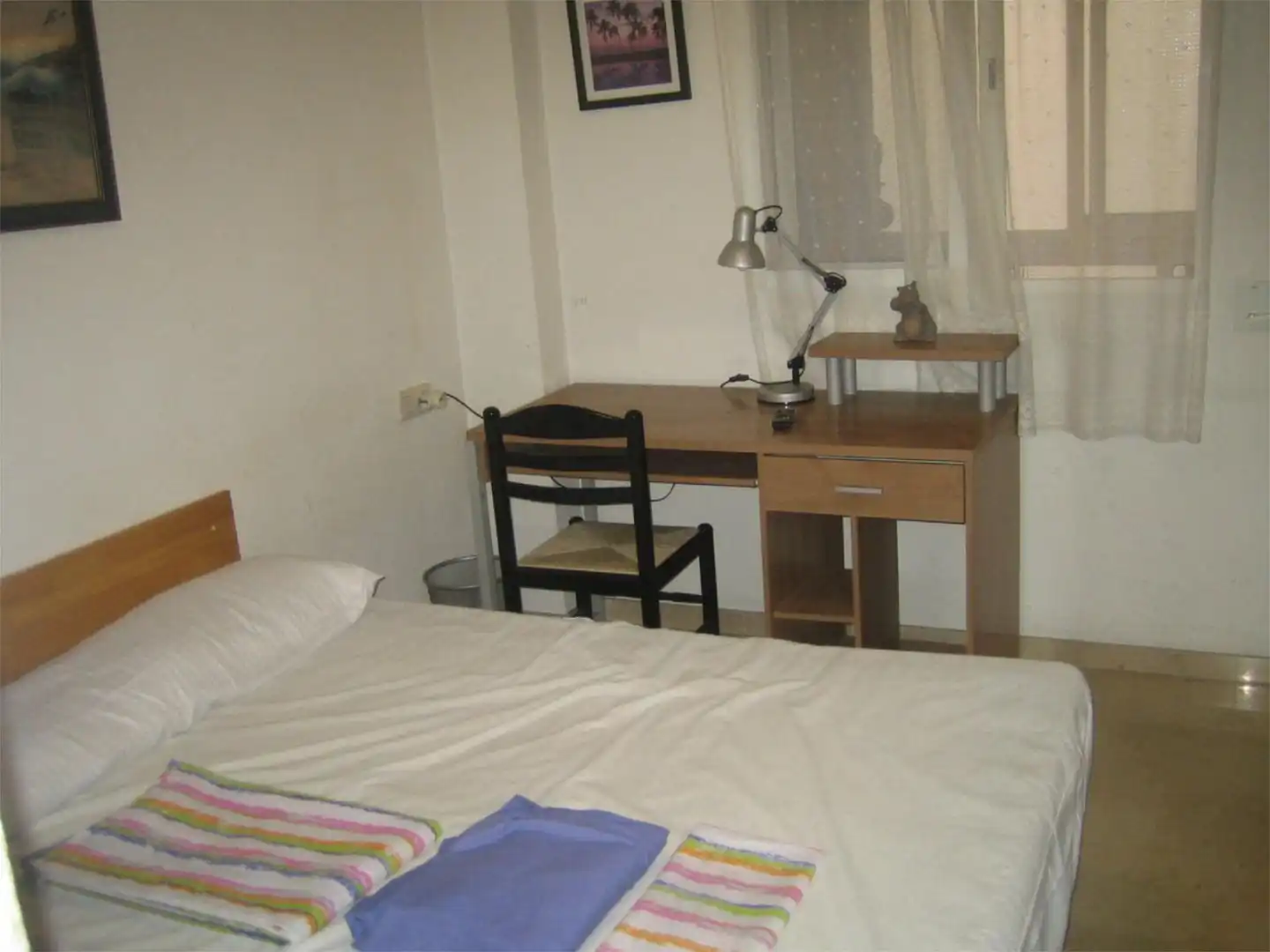 Dormitori de Pis per a compartir en Alicante / Alacant amb Moblat