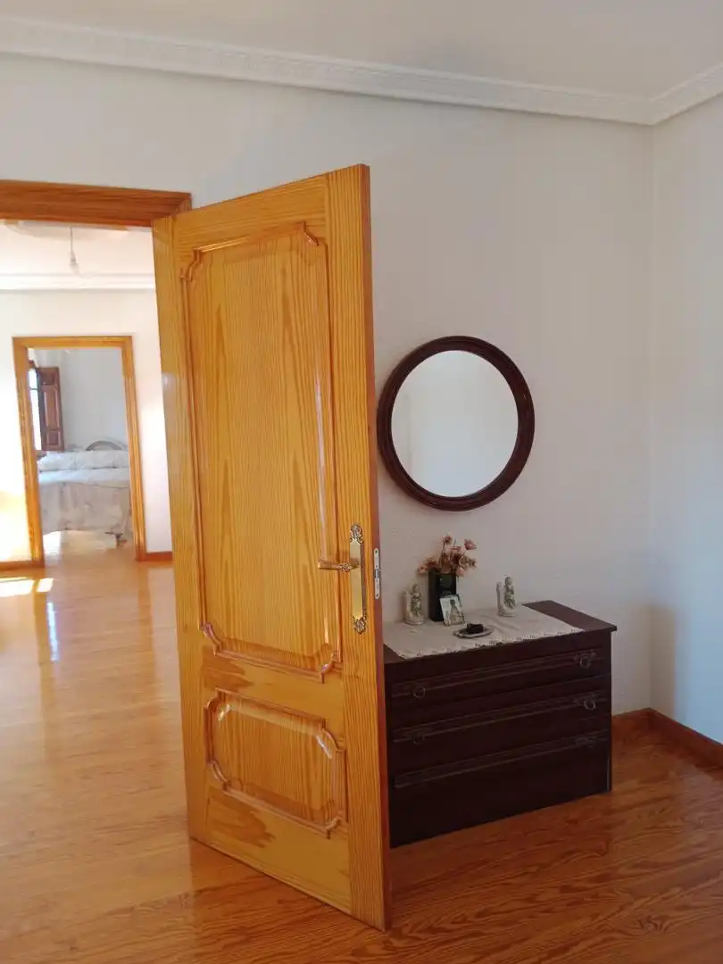 Casa adosada en venta en ZA-L-2326, 11, Villalobos Casa adosada en venta en Villalobos con Calefacción, Parquet y Trastero