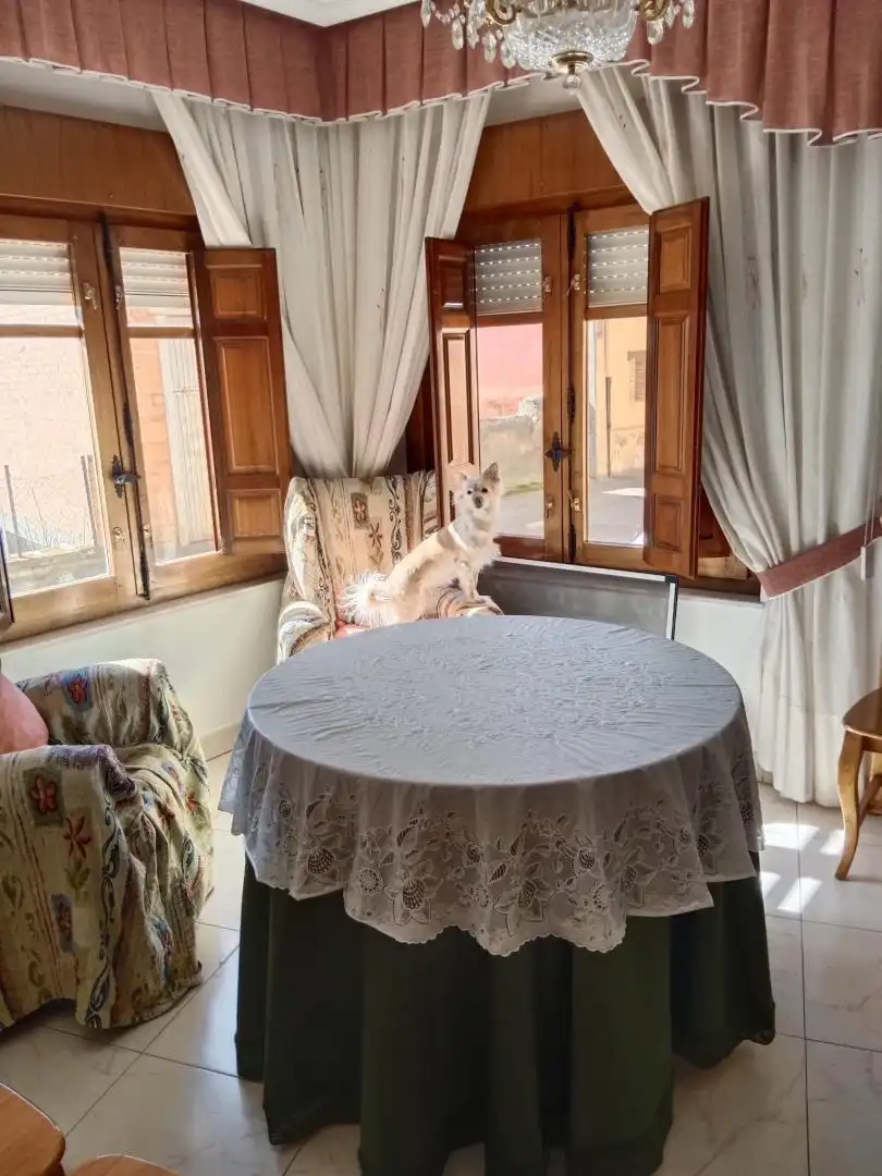 Casa adosada en venta en ZA-L-2326, 11, Villalobos Comedor de Casa adosada en venta en Villalobos con Calefacción, Parquet y Trastero