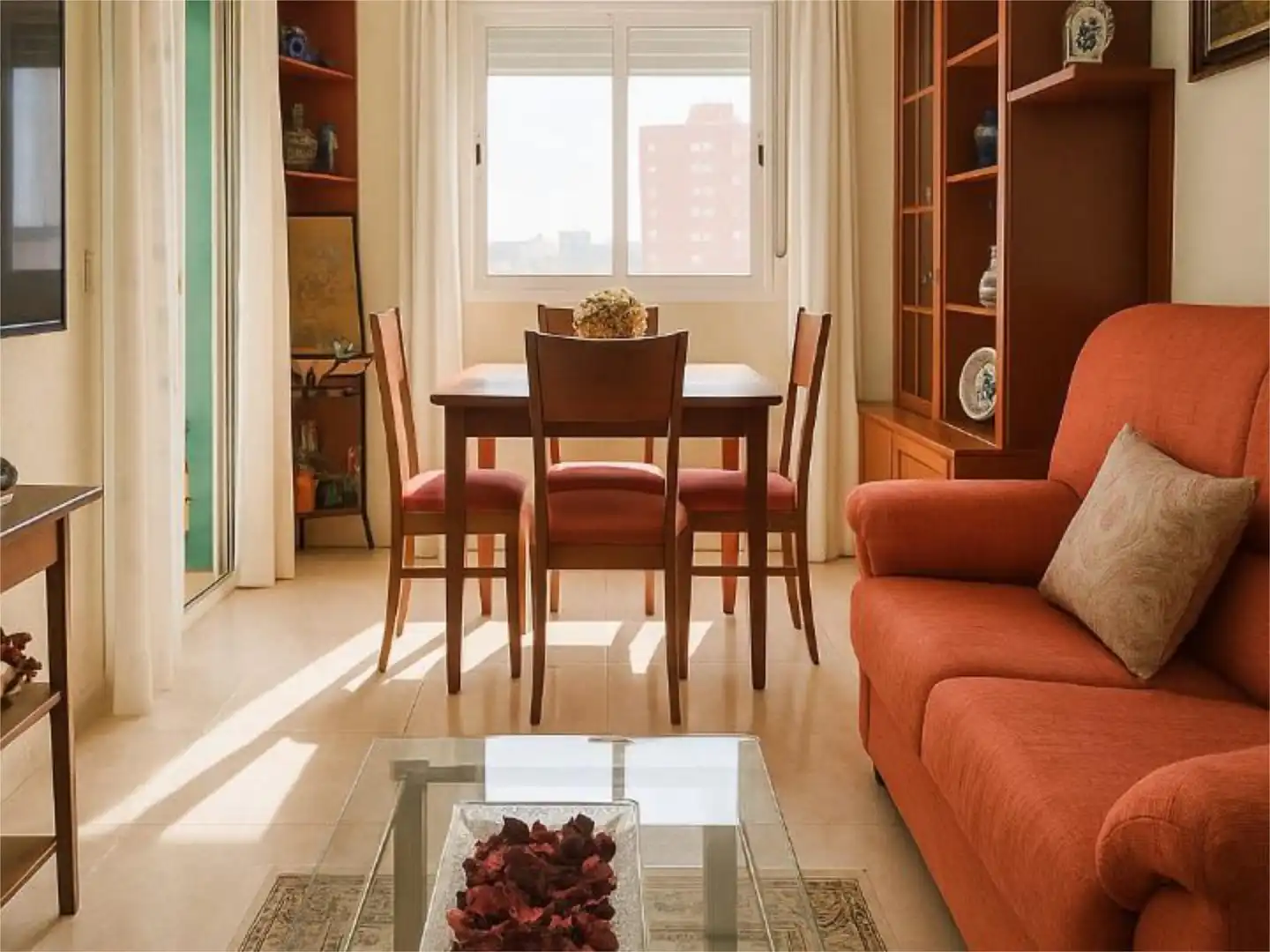 Habitación en Avenida de Zamora, 6, Rincón Bajo Comedor de Piso para compartir en Benidorm con Aire acondicionado, Piscina y Amueblado