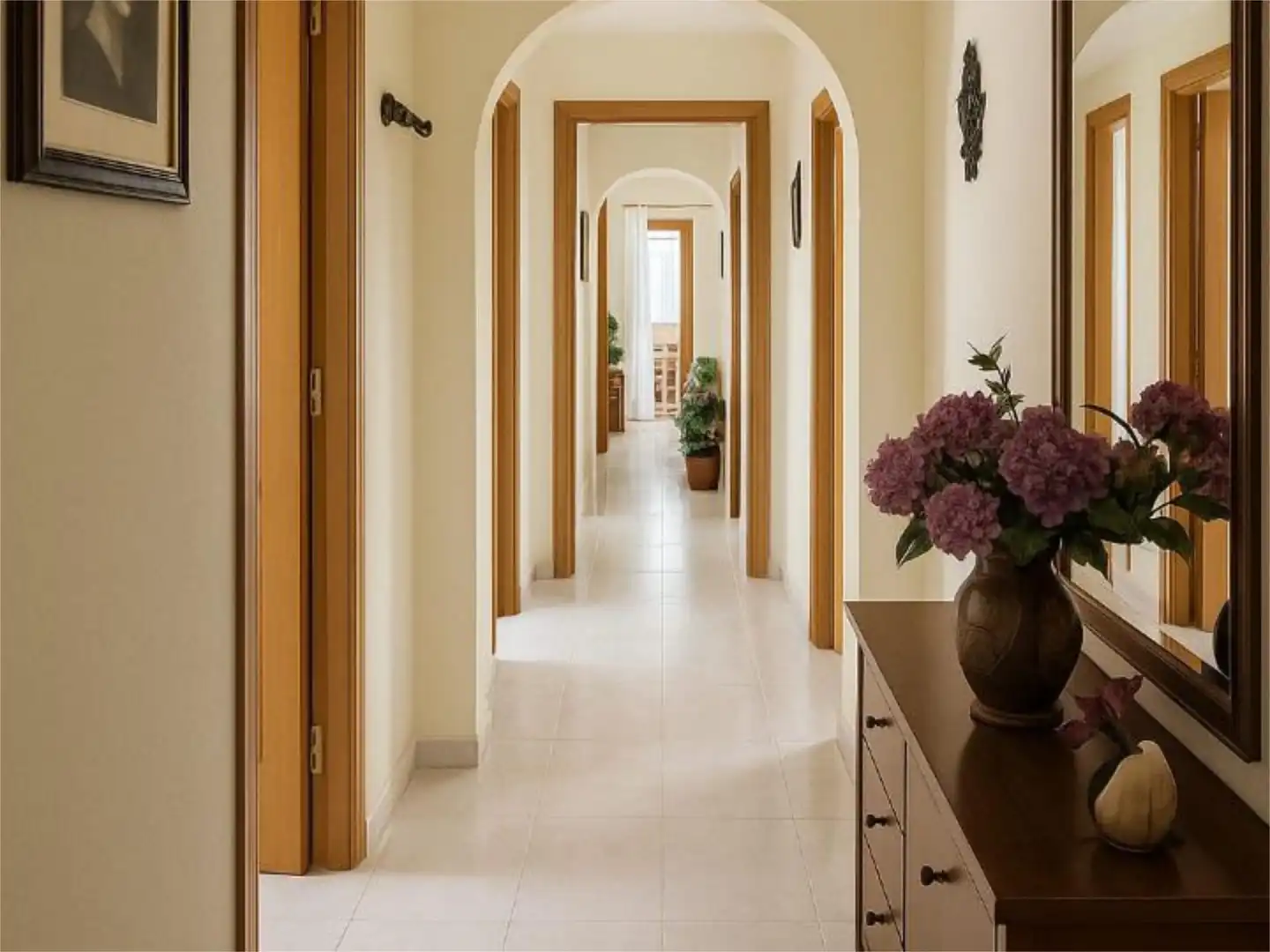 Habitación en Avenida de Zamora, 6, Rincón Bajo Piso para compartir en Benidorm con Aire acondicionado, Piscina y Amueblado