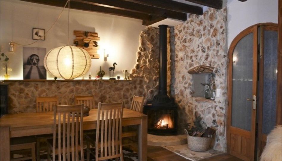 Houses for sale in Plaça de la Vila, 1, Santa María del Camí, Illes Balears - image 1 Photo 1 of Houses for sale in Plaça de la Vila, 1, Santa María del Camí, Illes Balears