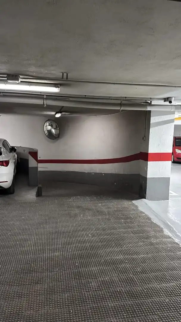 Parking de Garaje de alquiler en Valencia