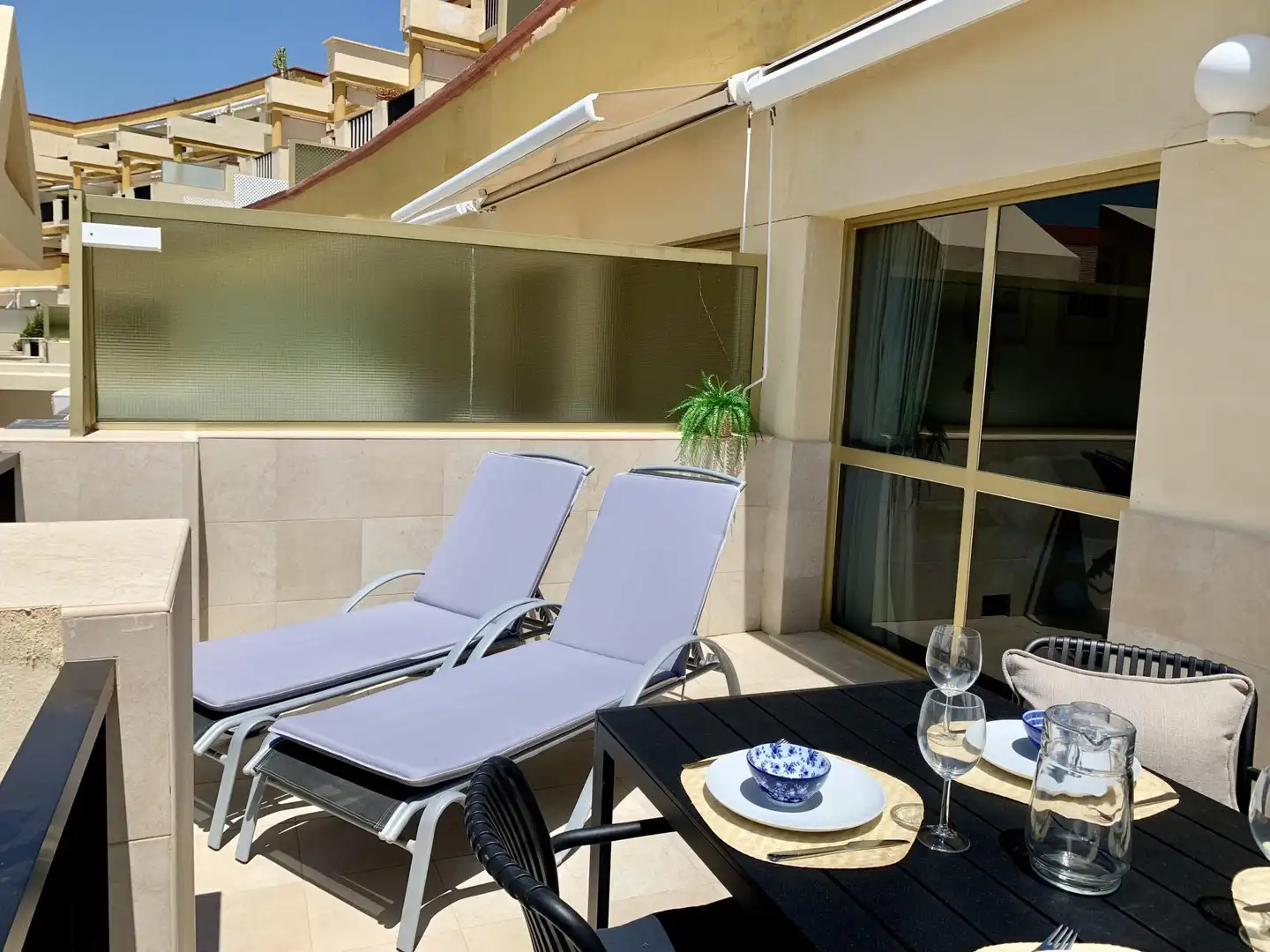 Flat for sale in Urbanizacion Jardines Golondrinas, 18, Romana Playa Terrace of Flat for sale in Marbella with Air Conditioner, Terrace and Swimming Pool