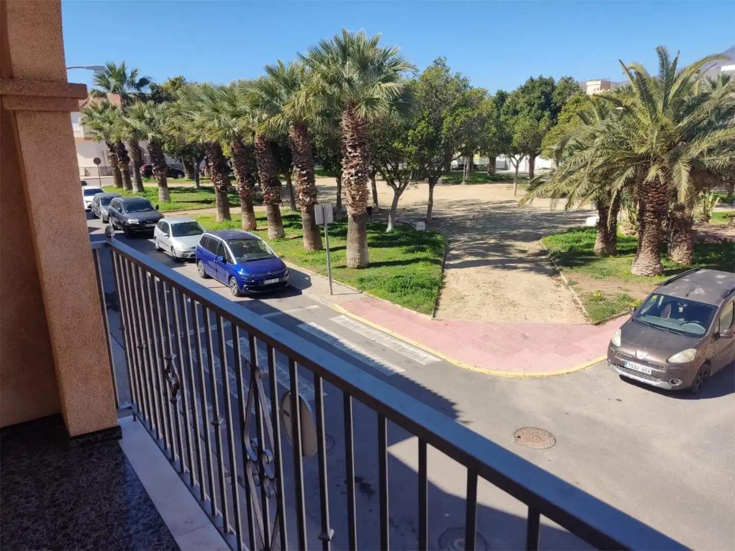 Dúplex en venda a Calle Fernando III, 86, Plaza de la Luz Vista exterior de Dúplex en venda en El Ejido amb Terrassa, Moblat i Balcó