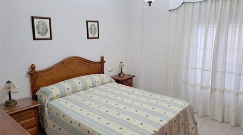 Foto 3 de Piso de alquiler en Baza, Granada