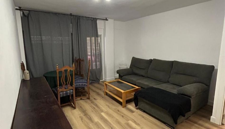 Piso de alquiler en Calle Álvaro de Luna, 3, Reyes Católicos - Paseo San Antonio, Cuenca Capital - imagen 1 Foto 1 de Piso de alquiler en Calle Álvaro de Luna, 3, Reyes Católicos - Paseo San Antonio, Cuenca Capital