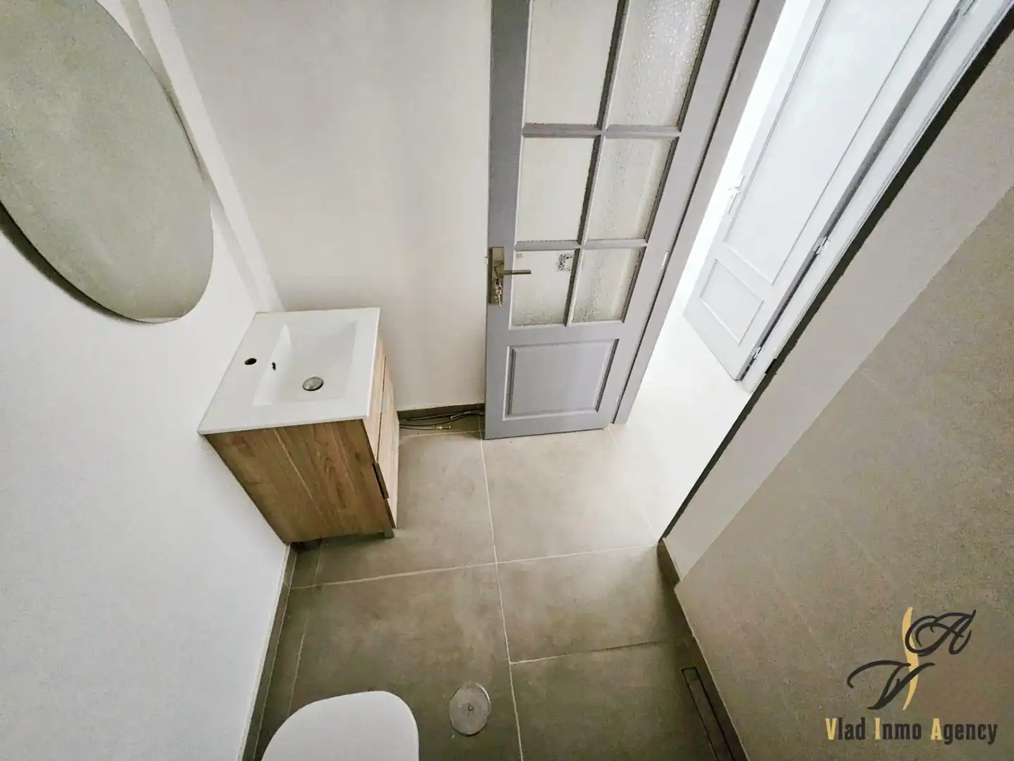 Badezimmer von Wohnungen zum Verkauf in Guía de Isora mit Abstellraum und Balkon