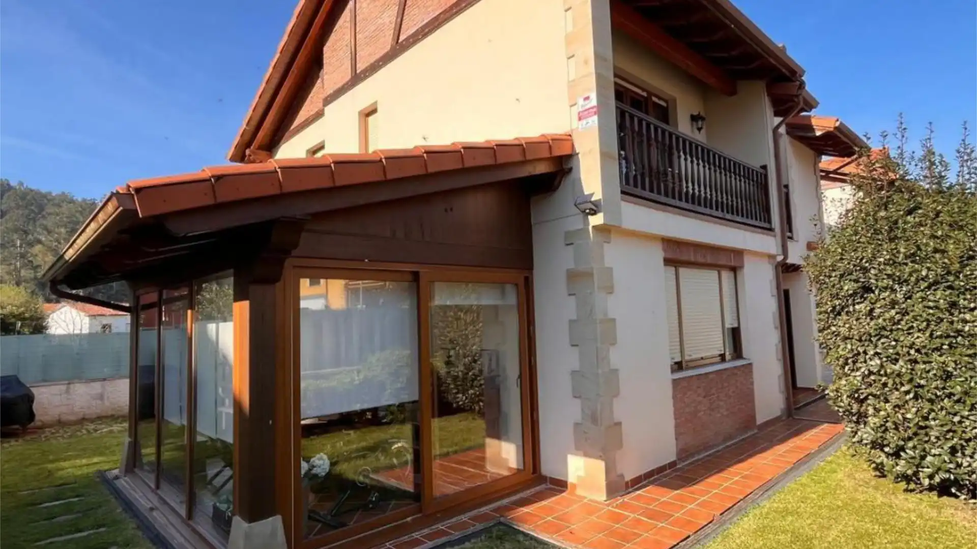 Vista exterior de Casa o chalet en venta en Piélagos con Balcón
