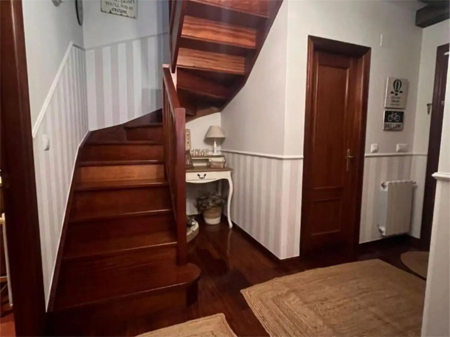 Houses for sale in Barrio Salcedo, Vioño Houses for sale in Piélagos with Heating, Private garden and Parquet flooring