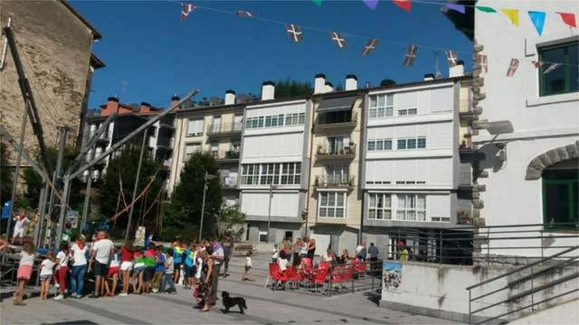 Local comercial en Alquiler en Deba