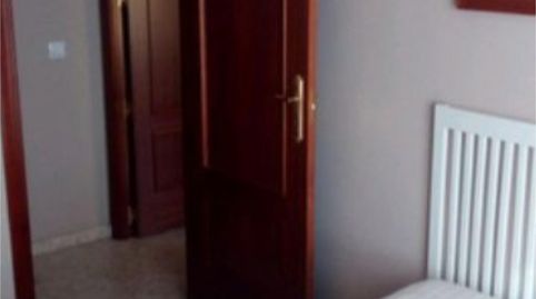 Foto 2 de Piso de alquiler en Plazuela Cienfuegos, 3, Torre Cruz - Los Molinos, Utrera