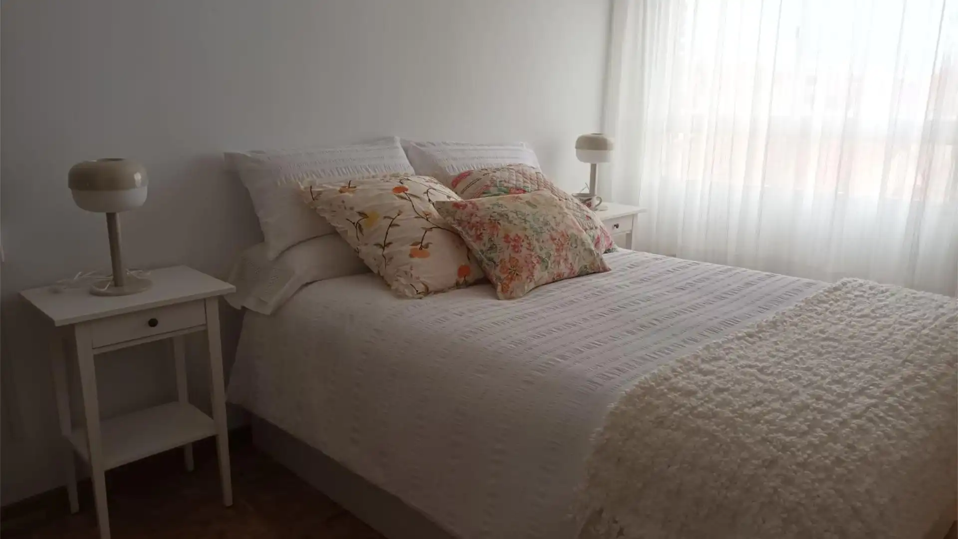 Room in Avenida Miranda do Douro, 5, Centro