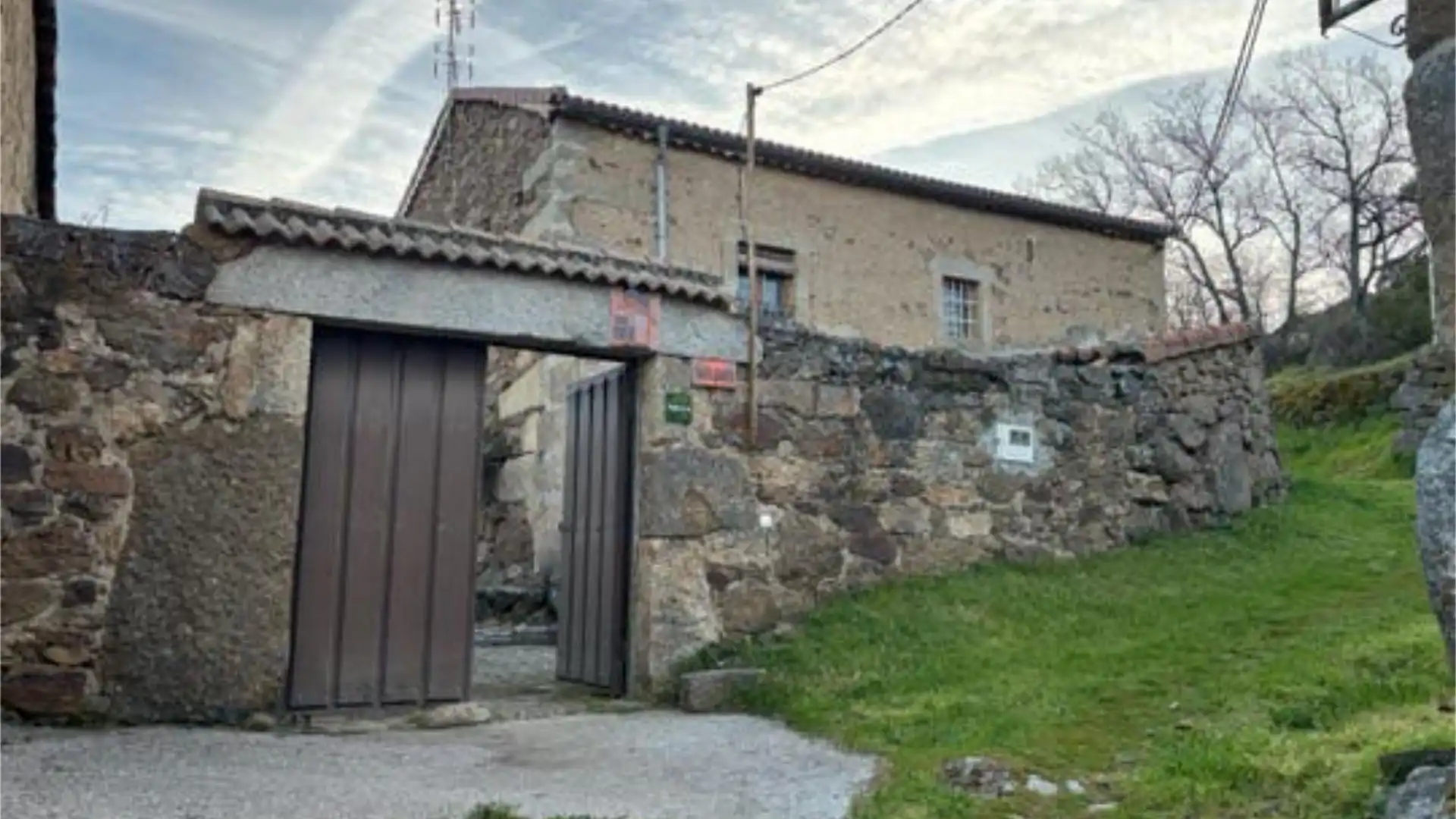 Vista exterior de Casa o chalet de alquiler en La Aldehuela  con Calefacción, Jardín privado y Terraza