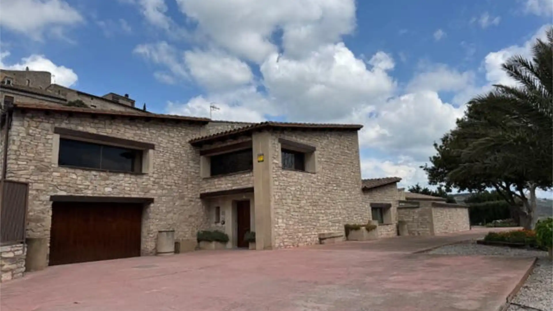 Vista exterior de Casa adosada de alquiler en Granyanella con Calefacción, Jardín privado y Terraza