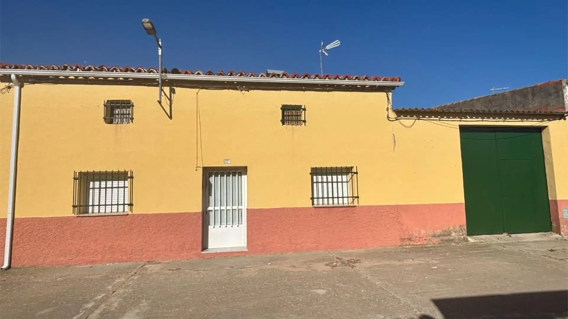 Exterior view of Flat for sale in Molacillos