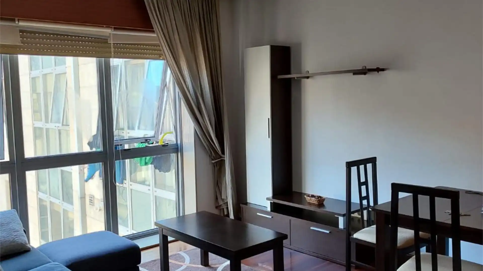 Flat for rent in Rúa de Xosé Pasín, 5, Conxo Living room of Flat for rent in Santiago de Compostela with Heating, Parquet flooring and Storage room