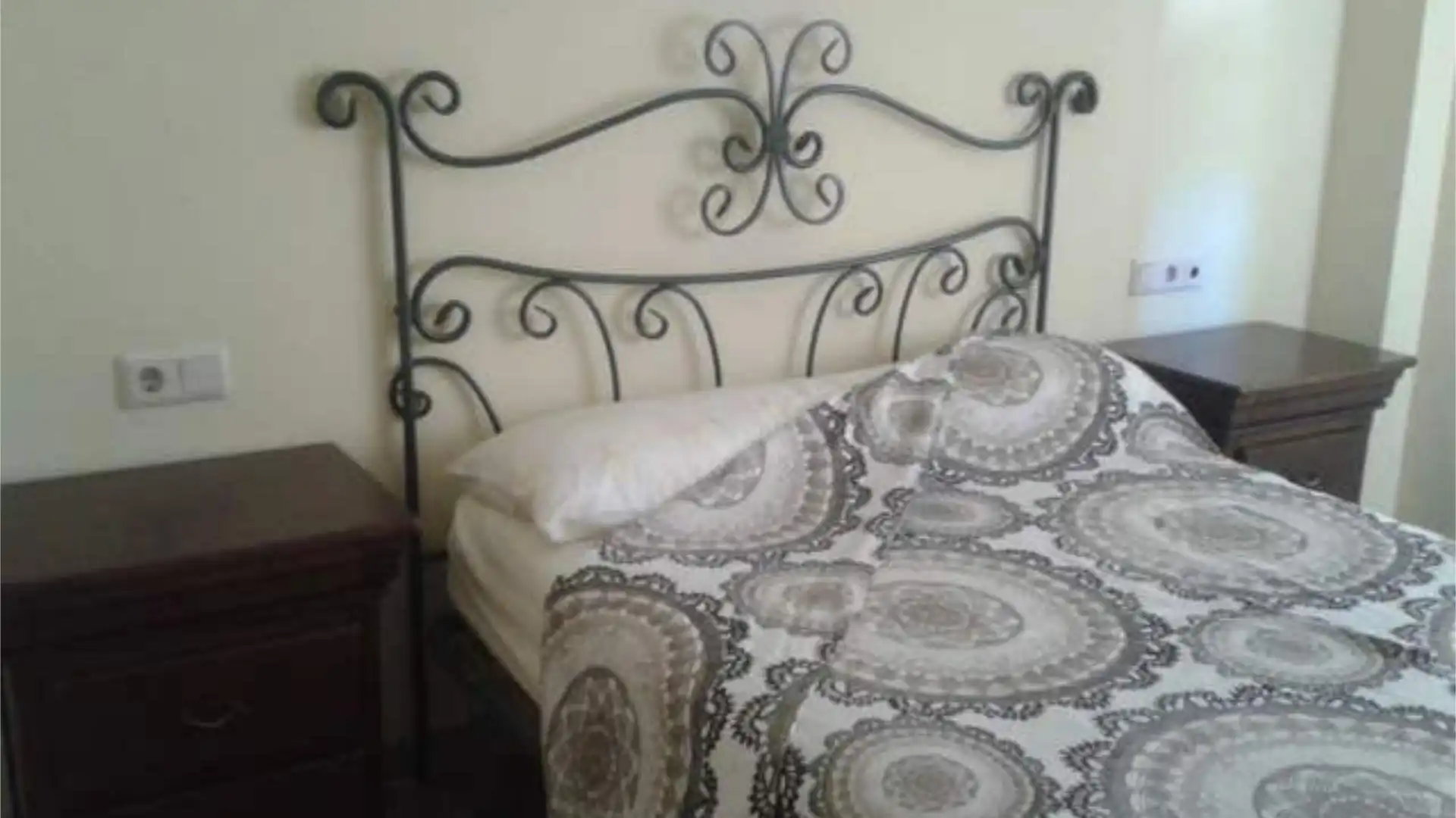 Piso de alquiler en Hornos Púnicos