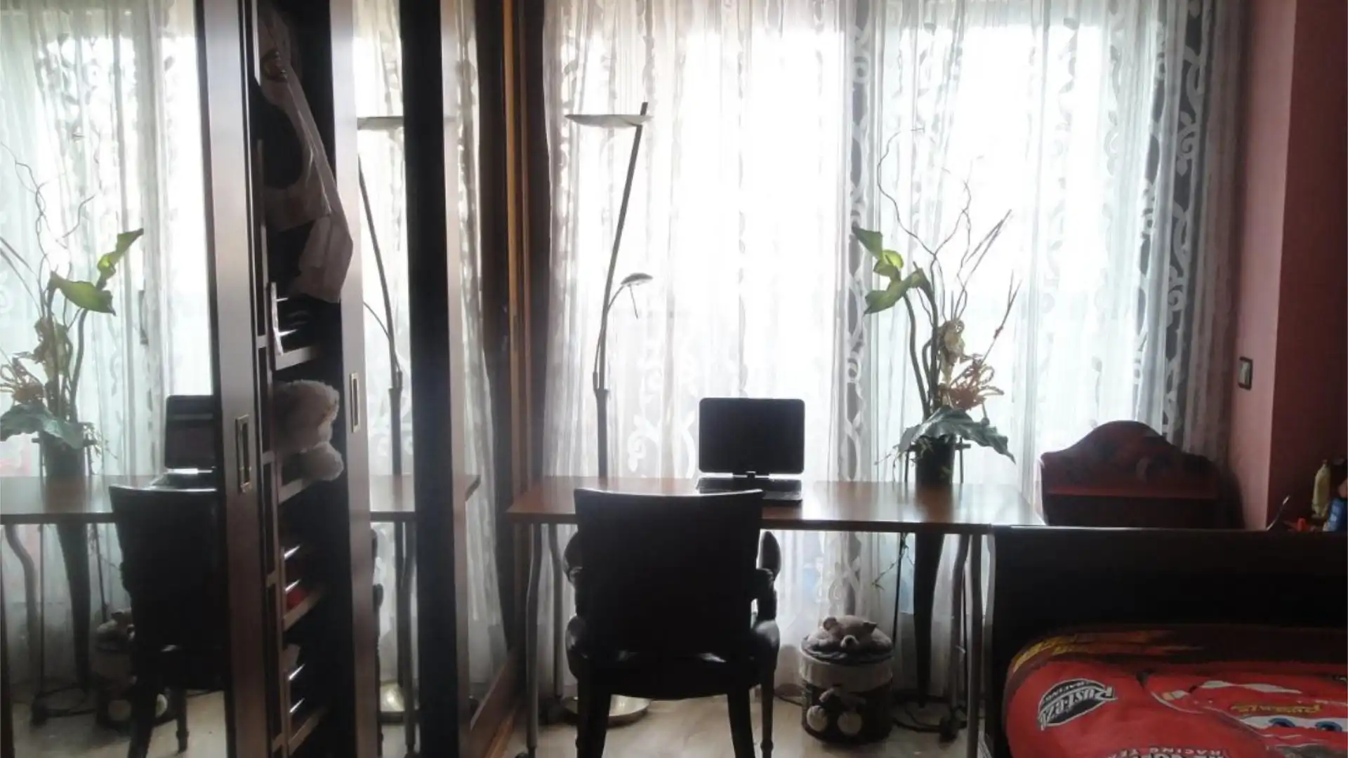 Room in Calle del Campo de Gomara, 4, Parque Alameda - Paula López