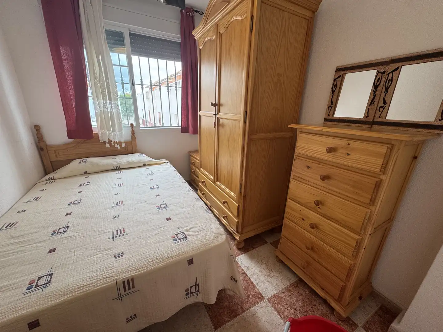 Schlafzimmer von Einfamilien-Reihenhaus zum Verkauf in La Antilla mit Privatgarten, Parkett und Terrasse