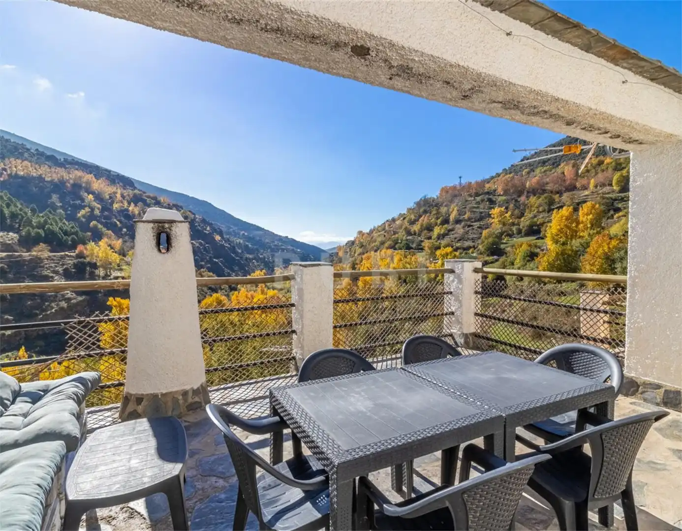 Terrassa de Pis en venda en Trevélez amb Calefacció, Terrassa i Moblat