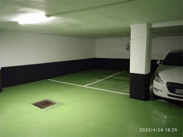 Garaje en Alquiler en Aranbizkarra