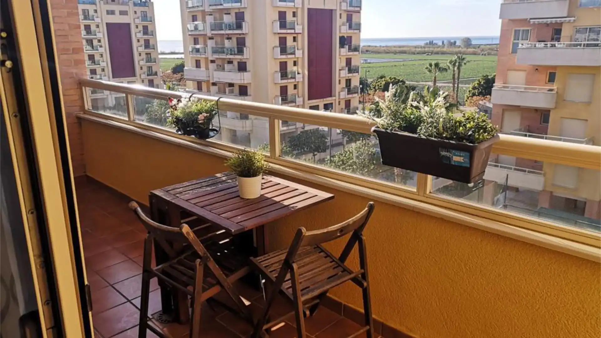 Piso de alquiler en Carretera Nacional 340, 22, Poniente - Faro