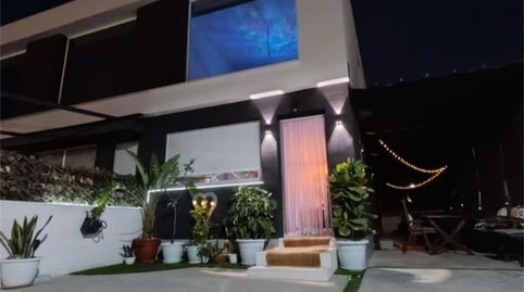 Foto 2 de Casa adosada en venda a Carrer de Xipre, 55, Monte y Mar, Santa Pola