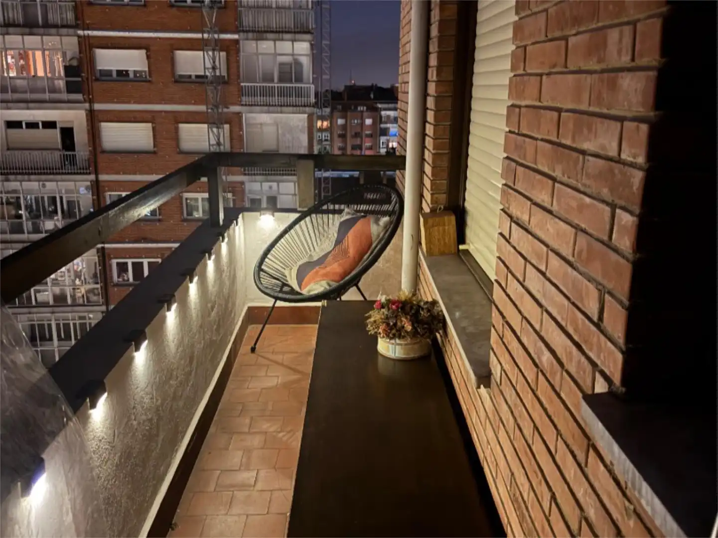 Pis en venda a Avenida Buenavista, 7, Buenavista Terrassa de Pis en venda en Oviedo amb Calefacció, Parquet i Terrassa