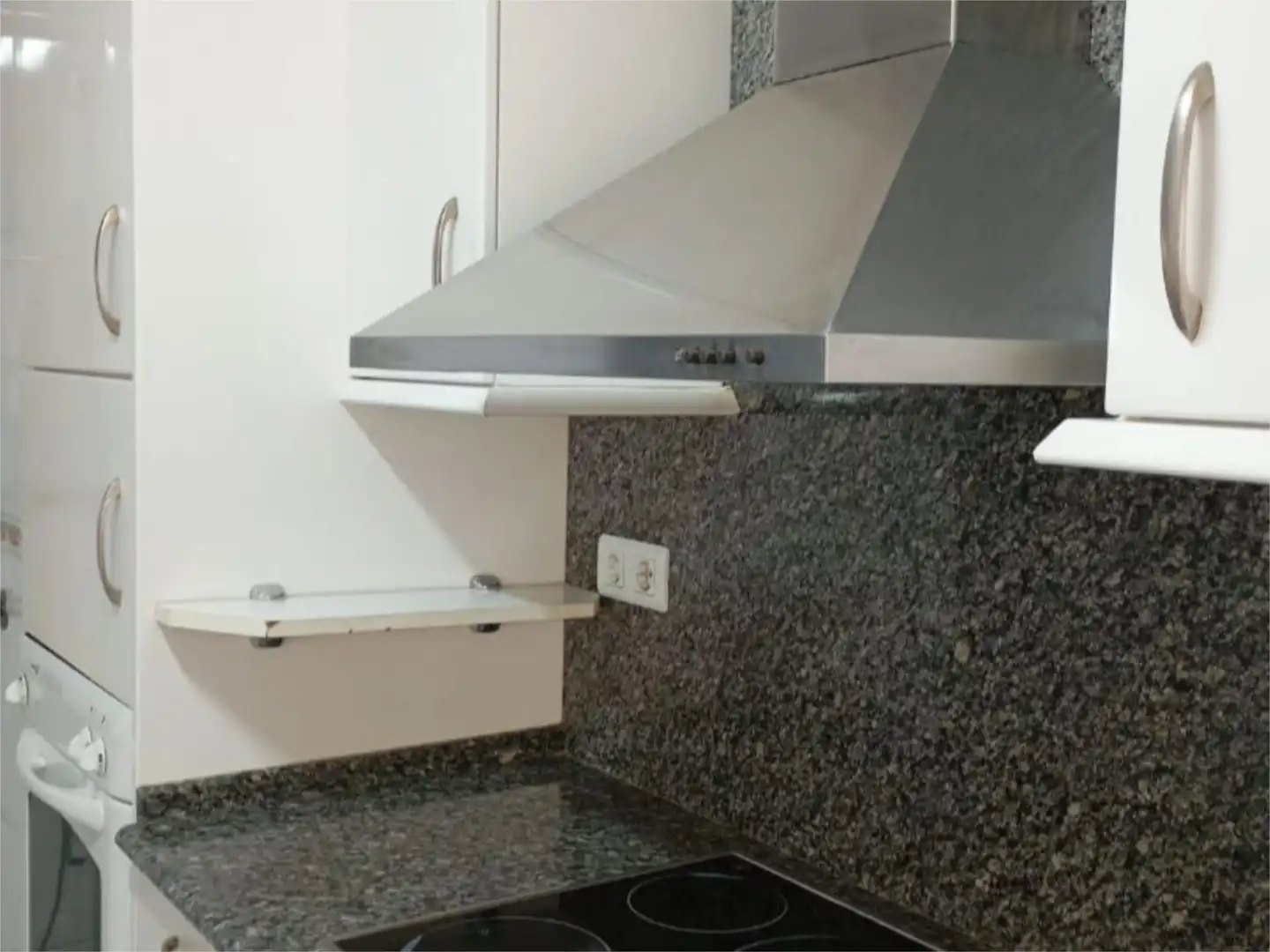 Habitació a Carrer de Comabruna, 8, Tàrrega Habitació a Carrer de Comabruna, 8, Tàrrega
