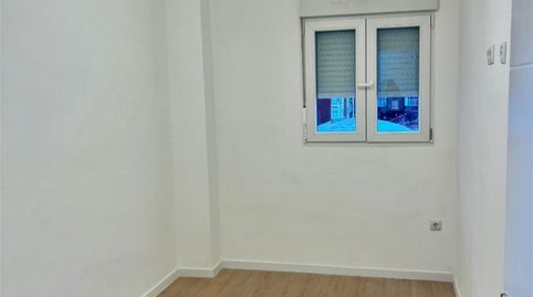 Foto 5 de Piso en venta en Calle de Teodoro Iriarte Reinoso, 1, Barrio del Ave, Zaragoza Capital