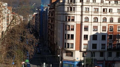 Foto 3 de Piso de alquiler en Antonio Gaztañeta Almirantearen Kalea, 1, Ametzola, Bilbao