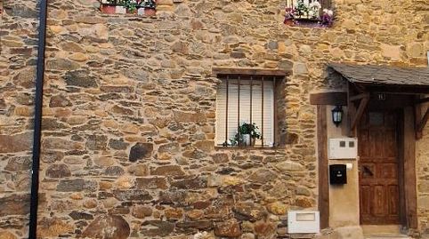 Foto 2 de Casa adosada en venta en Avenida el Bierzo, 2, Bembibre, León