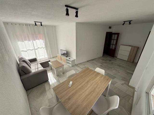 Piso en Alquiler en Calle del Maestro, 2 en Pardaleras