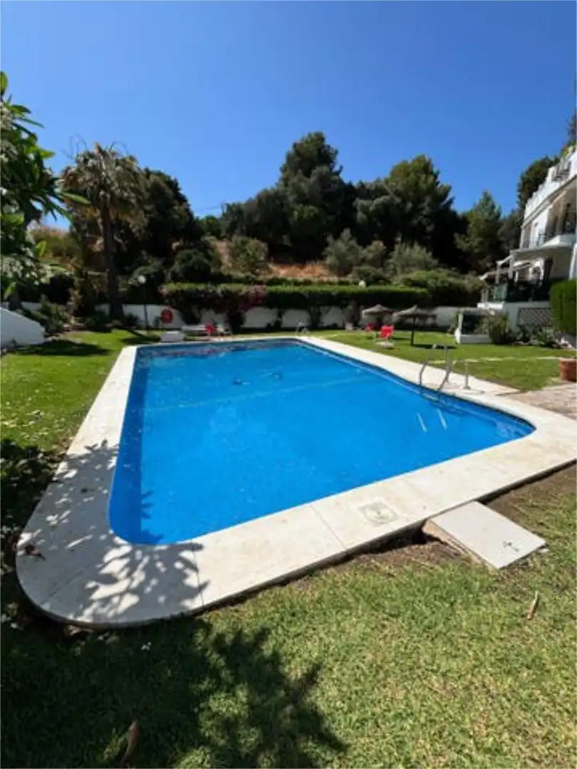 Piscina de Casa adosada de alquiler en Fuengirola con Jardín privado, Terraza y Piscina
