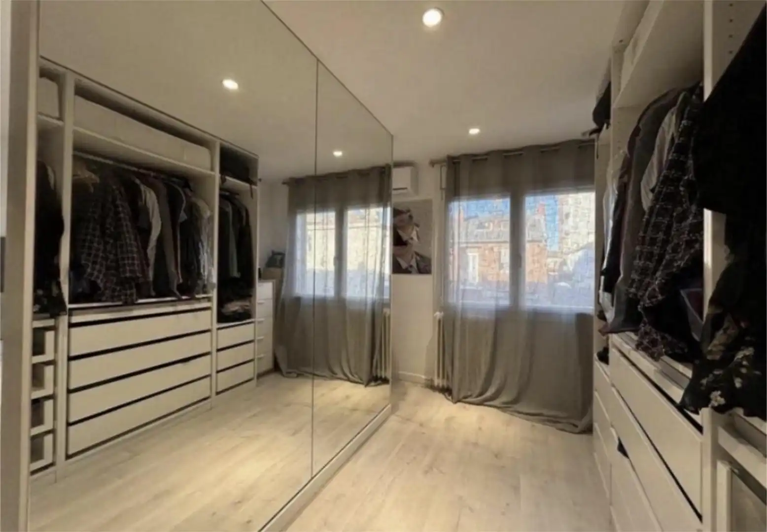 Detached homes for sale in Carrer de Manuel Carrasco i Formiguera, 37, Estadi - Santa Anna Bedroom of Detached homes for sale in Vic with Air Conditioner, Heating and Private garden