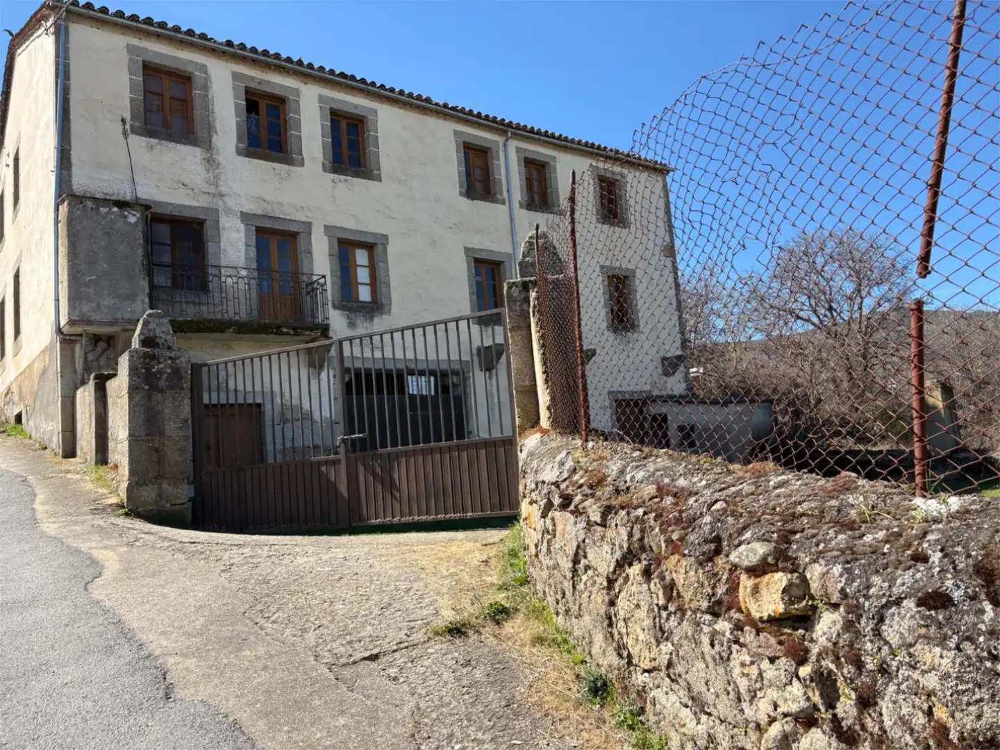 Flat for sale in Calle de Santa Teresa, 38, Becedas Exterior view of Flat for sale in Becedas with Private garden, Storage room and Balcony